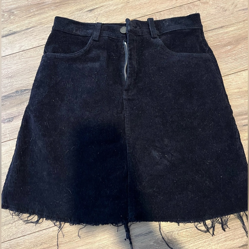 BRANDY MELVILLE CORDUROY SKIRT
